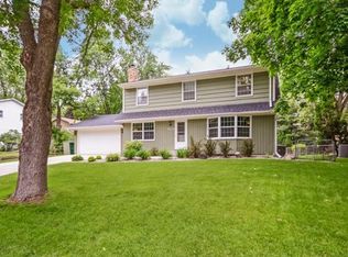 9124 34th Ave N, New Hope, MN 55427