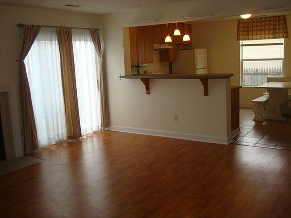 5th image of 6149 Jolliff St