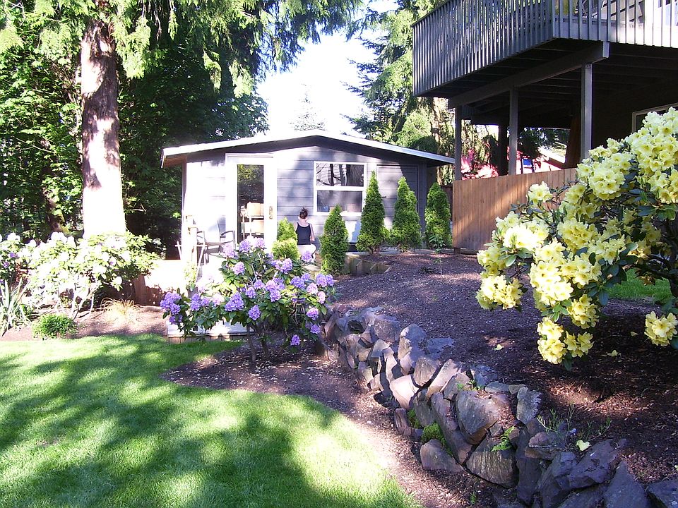 2nd image of 10317 40th Pl SE