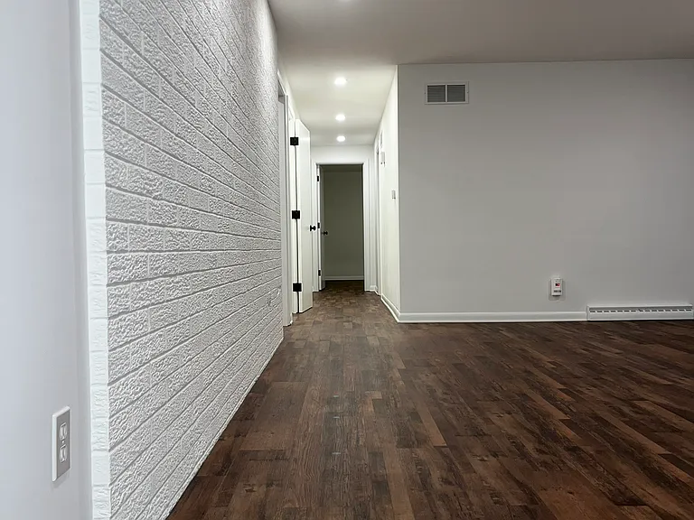 Valley View Dr — Photo 23