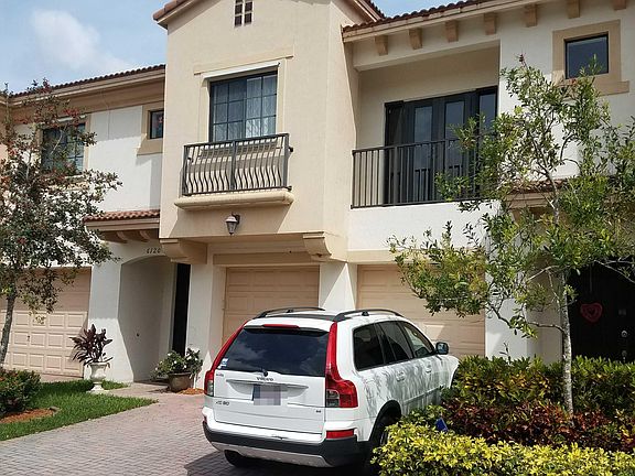 3rd image of 6120 Grand Cypress Cir E