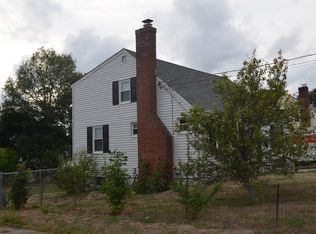 704 South St, Holbrook, MA 02343
