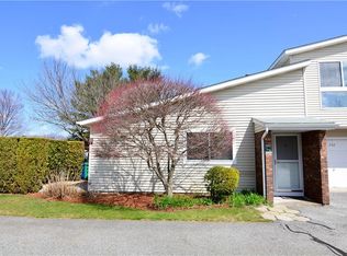 774 Williamsburg Cir #415, Warwick, RI 02886