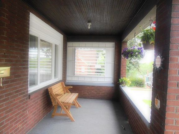 Spacious Front Porch