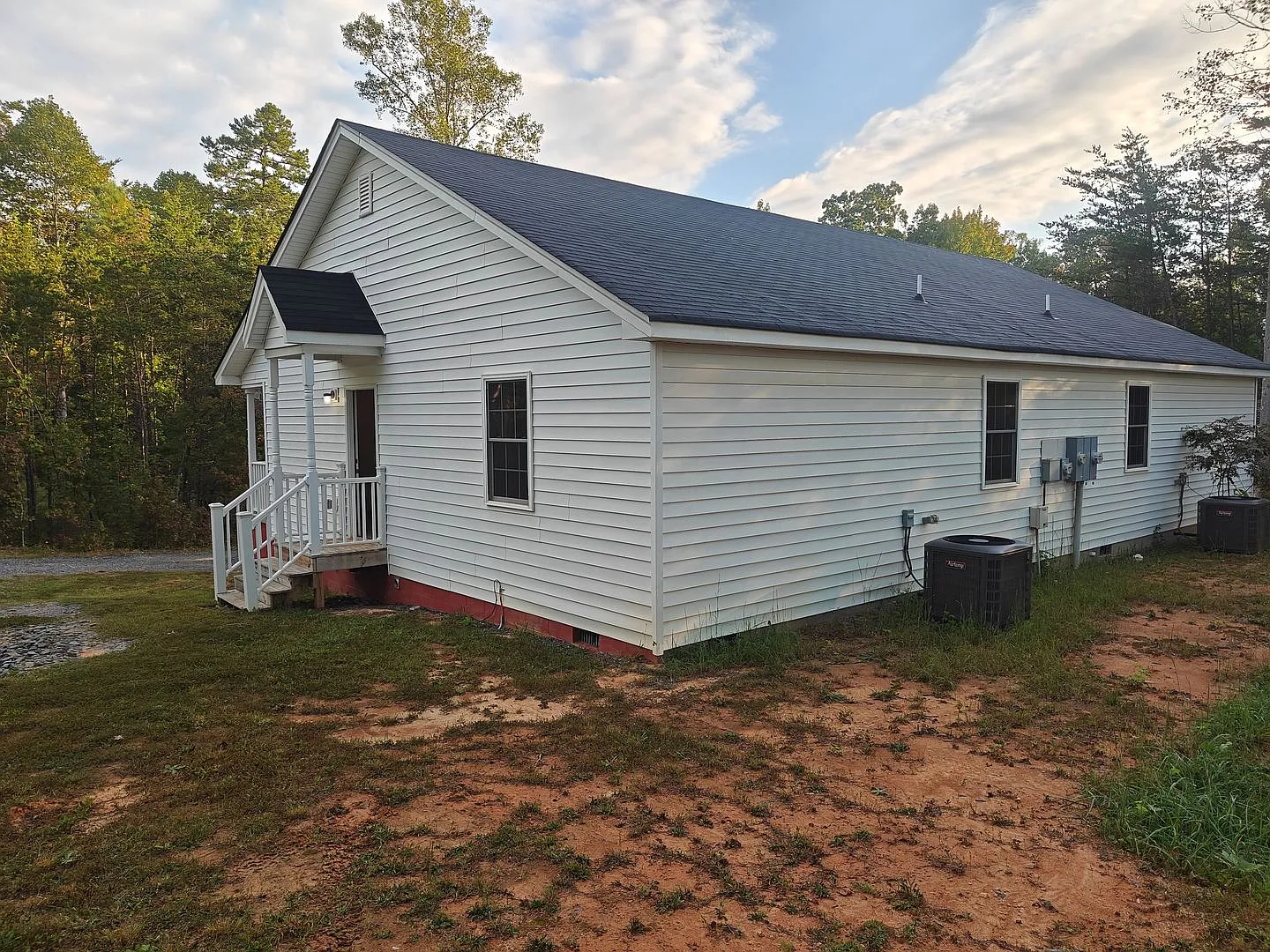 2 bedroom home — Photo 4