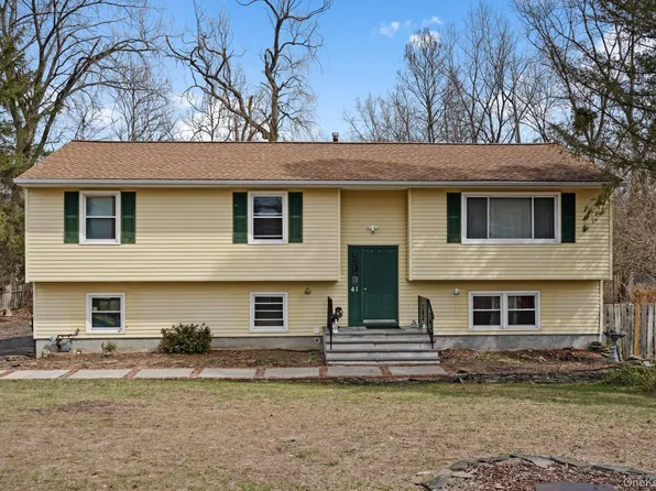 41 Rutledge Avenue, Highland Mills, NY 10930