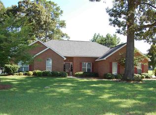 402 Sleepy Ln, Warner Robins, GA 31088