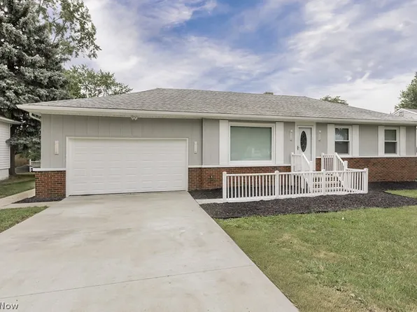 25160 Price Rd, Bedford Heights, OH 44146