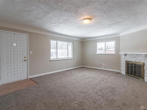 4th image of 3540 Glaser Dr