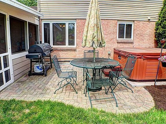3rd image of 5948 Norwell Dr