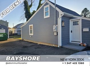 9 Tillie St, Bay Shore, NY 11706