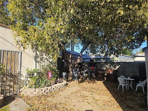 5th image of 363 W Spruce St