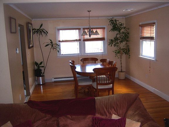 2nd image of 45 Ona Ln