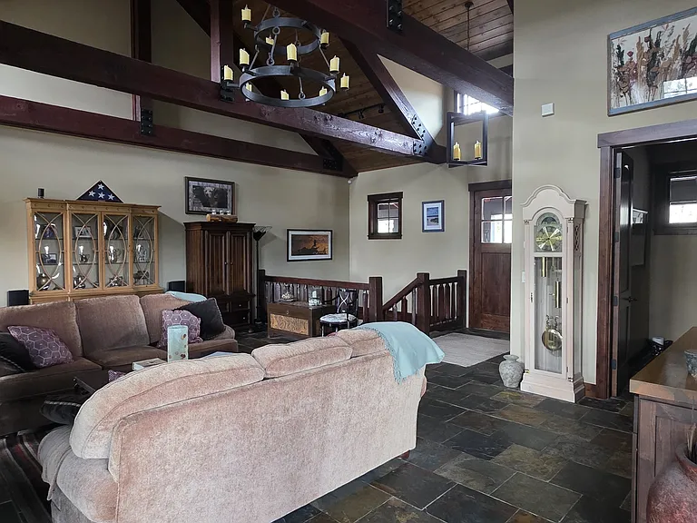 692 Leland Creek Cir — Photo 4