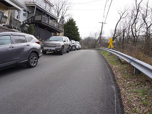 4th image of 3200 Rothpletz St