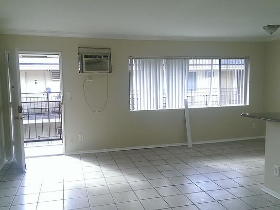 3rd image of 122 N Commonwealth Ave APT 304