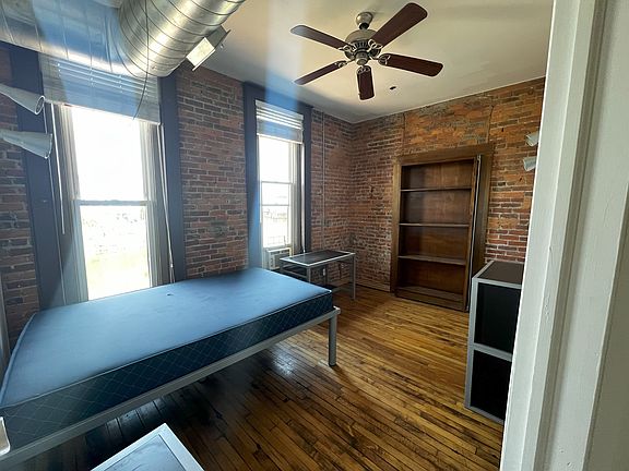 2nd image of 5 Court St