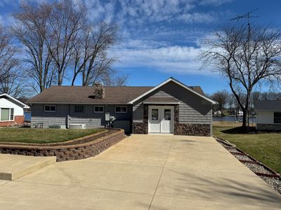 145 Lake Shore Dr, Coldwater, MI, 49036