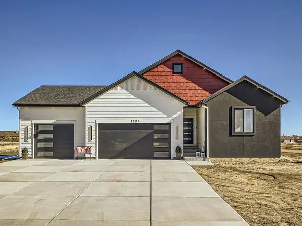 1204 N Picketwire Ln, Pueblo West, CO 81007