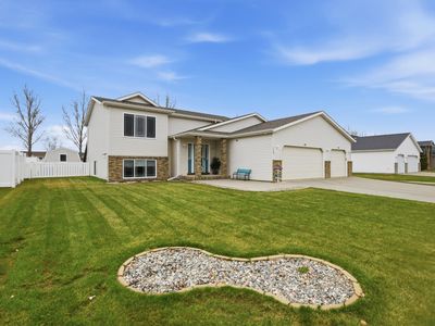 4236 38th Ave S, Fargo, ND, 58104