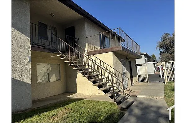 Building Photo - 1144 Tribune St #D