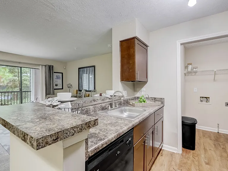 Legacy - Wynnwood Vinings Apartments