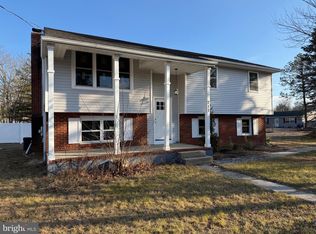211 Shoshoni Trl, Browns Mills, NJ 08015
