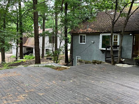 2nd image of 116 Old Plainfield Pike #0