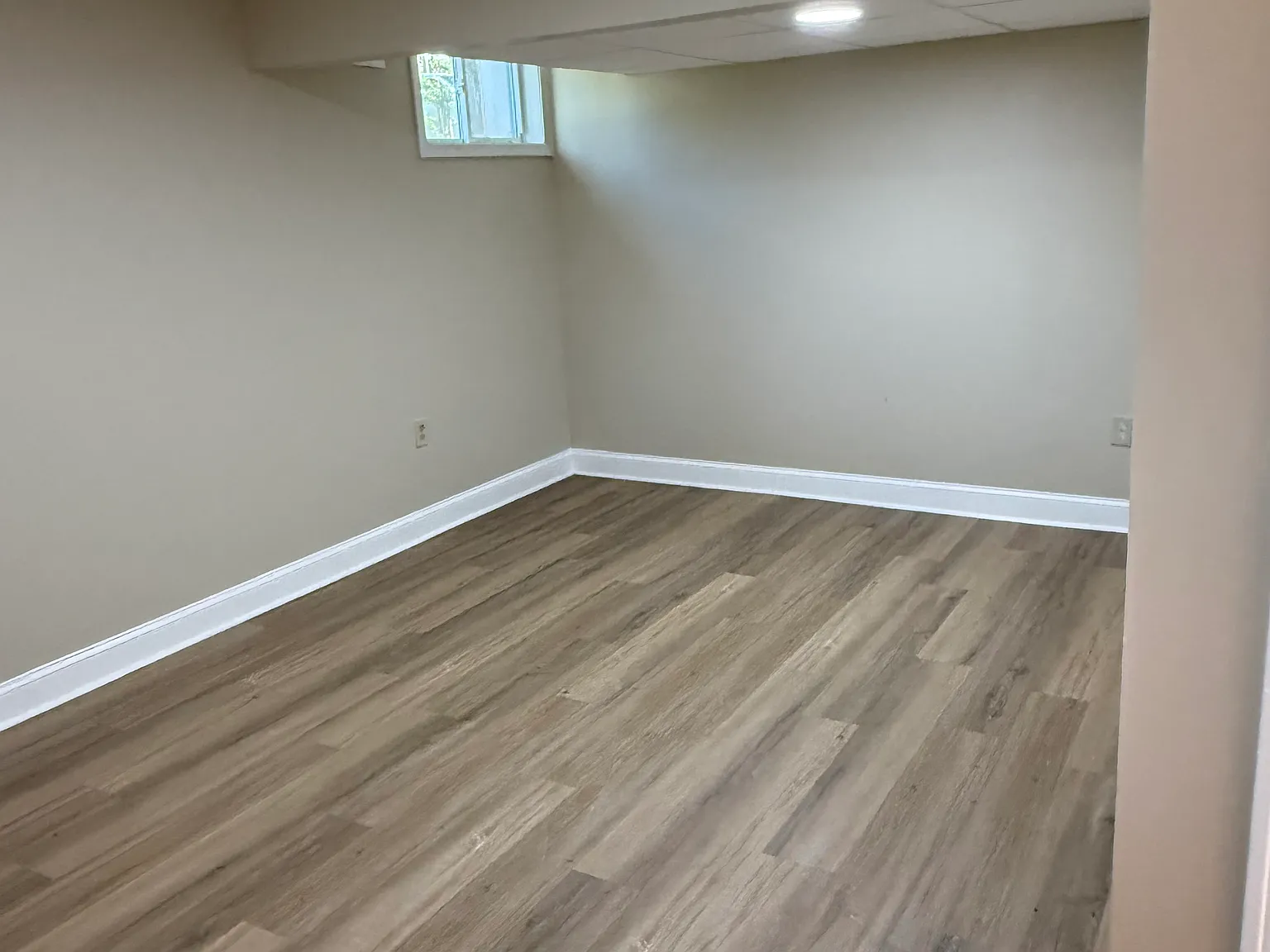 2 bed, $1,600 — Photo 2