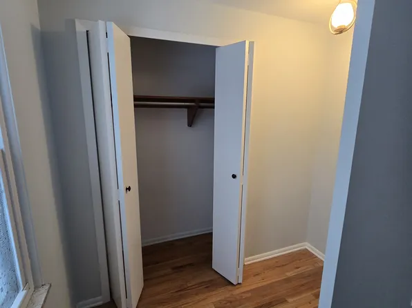 6488 State Rd #7B, Cleveland, OH 44134