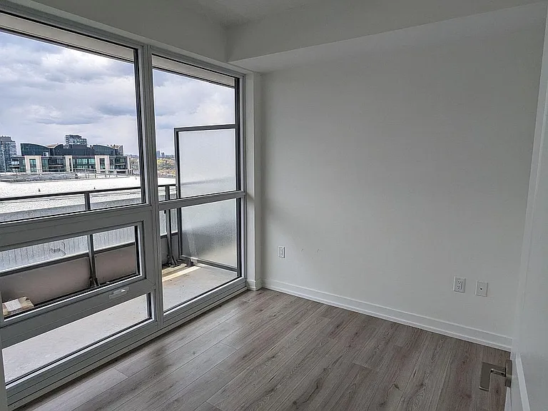 395 Bloor St E #2602 — Photo 29