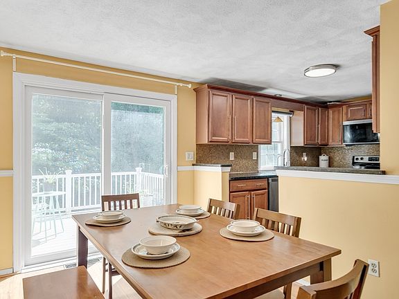 5th image of 58 Macintosh Ln #58