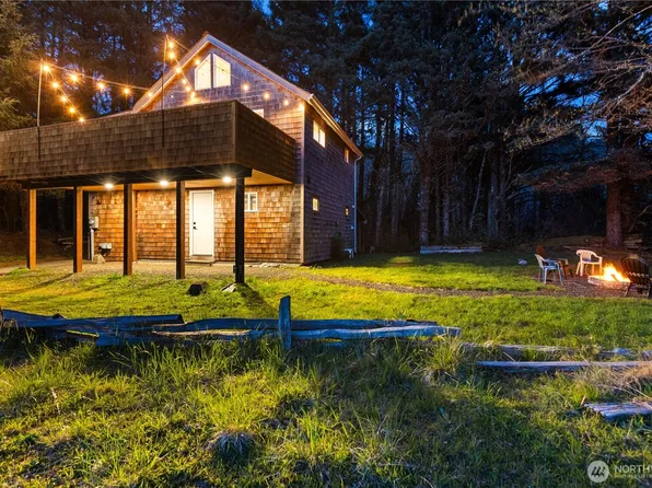 27 Chabot Road, Copalis Beach, WA 98535