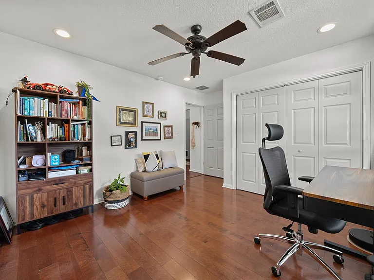 15609 Royal Dublin Dr — Photo 6