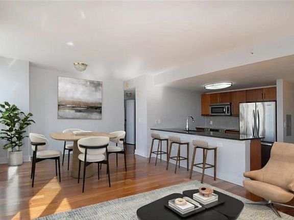 3rd image of 88 Morgan St APT 1908