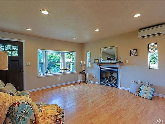 4th image of 12800 Cedar Ave NW