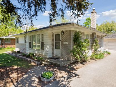 27136 Westland Rd, Redford, MI, 48240