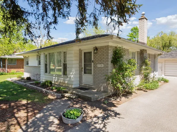 27136 Westland Rd, Redford, MI 48240