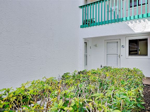 2nd image of 4989 Casablanca Cir #J-1