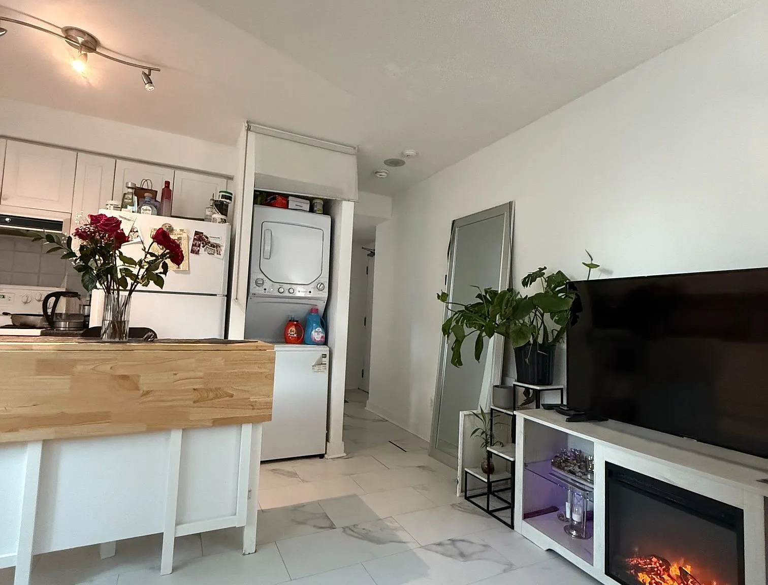 1 bed, $1,990 — Photo 1