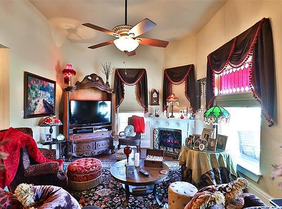 2nd image of 1732 Avenue L