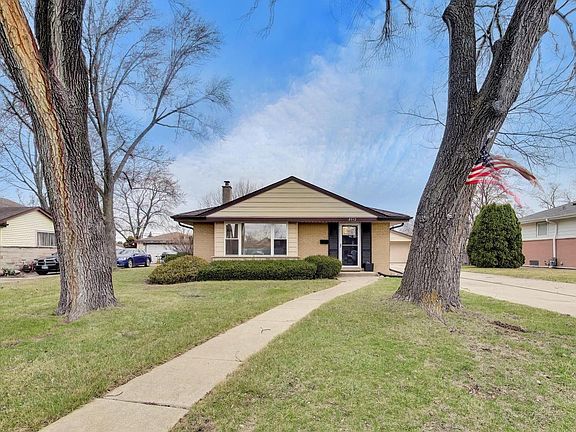 2nd image of 8512 W Crain St