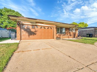 35442 Sunset Dr, Sterling Heights, MI, 48312