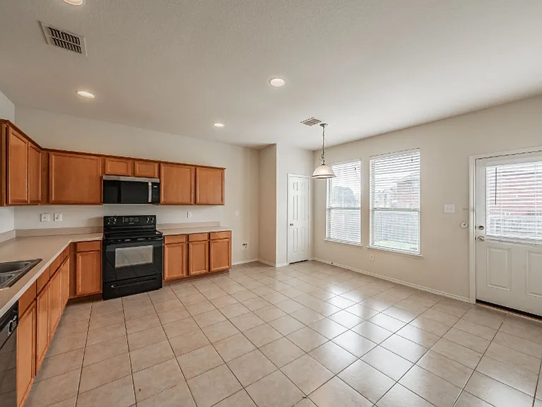 5809 Mount Plymouth Point — Photo 13
