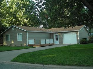 2426 Purcells Ml, Manhattan, KS 66502