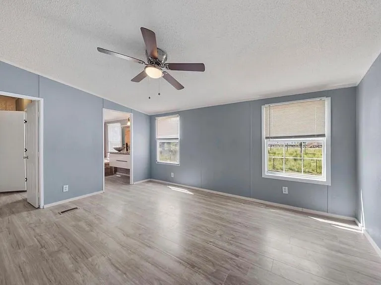 15750 W Relza Dr — Photo 10