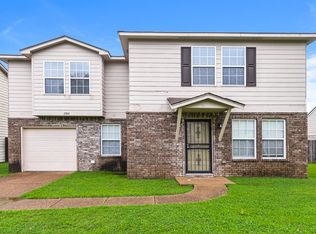 2500 Boxford Ln, Cordova, TN 38016
