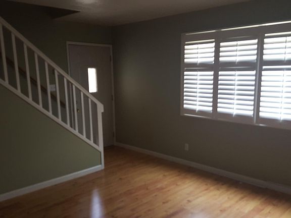 2nd image of 4265 Pleasanton Ave