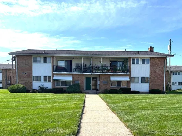 29179 Longview Ave APT 18, Warren, MI 48093