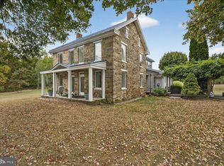 464 Locust Ln, Littlestown, PA 17340